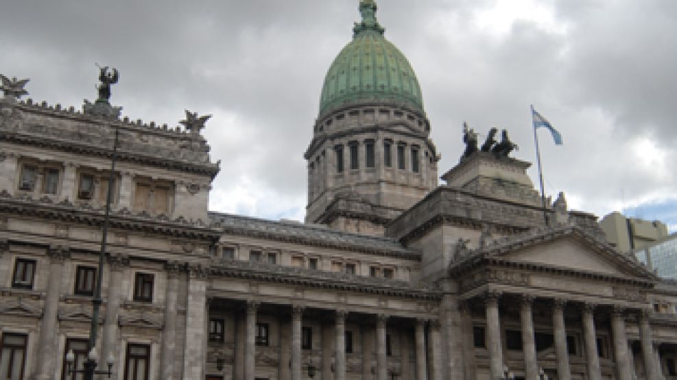 El presupuesto 2011 perdió estado parlamentario.