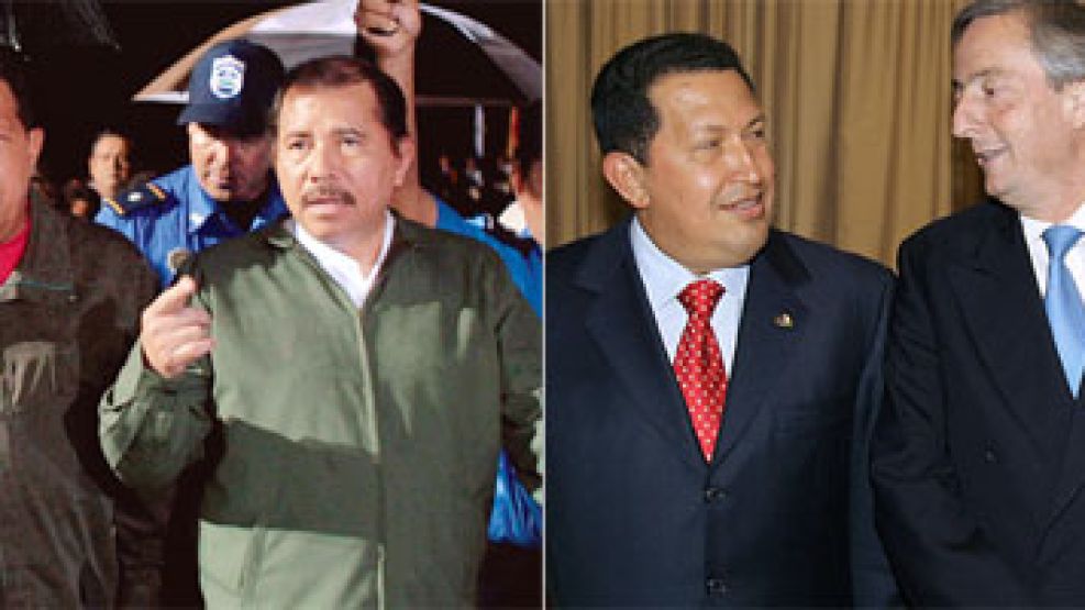 Chávez con el presidente de Nicaragua, Daniel Ortega, y también con Néstor Kirchner.