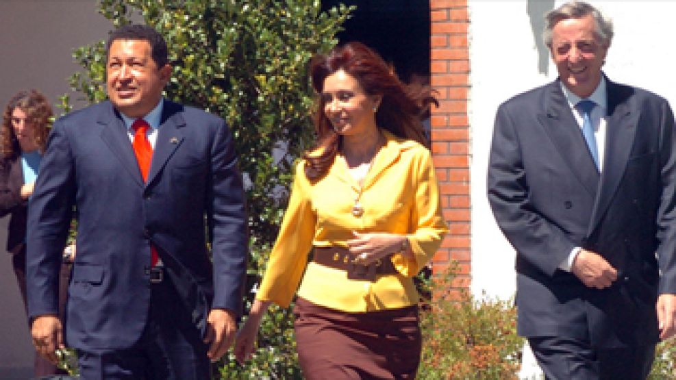 Los Kirchner junto a Chávez.