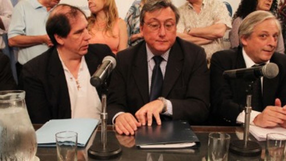 La comisión investigadora presentó su informe. Tres legisladores pedirán el juicio político a Macri.