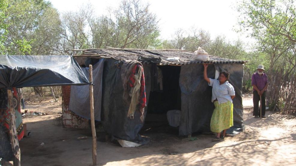 La choza donde vivia Teresa Ortiz en la comunidad aborigen La Chirola, en el Chaco salteño.