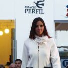 La Miss Universo Argentina Yesica di Vincenzo desfila colecciones de María López y Tejidos Liberati para la escuela de Modelos de Anabella Pagni