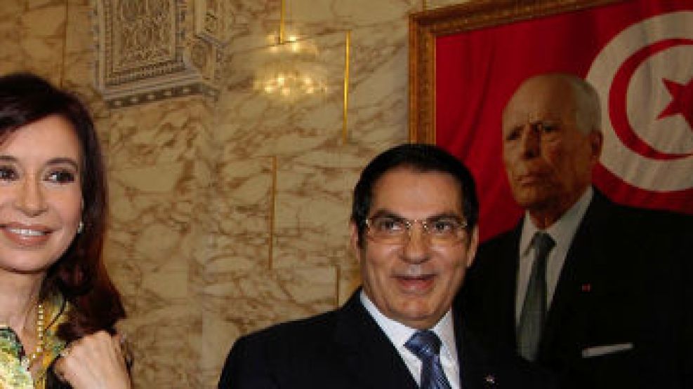 Cristina Kirchner con Ben Ali en su visita a Túnez en el 2008.