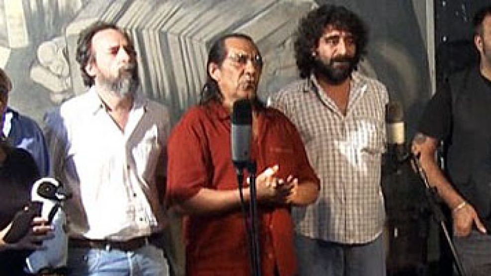 La canción en homenaje a Kirchner a reunido a decenas de artistas y a varios legisladores.
