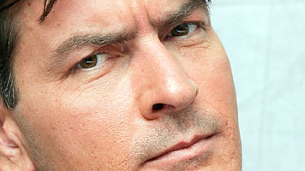 Charlie Sheen fue dado de alta.