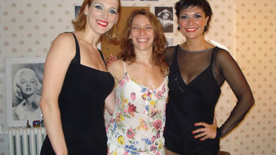 Elena Roger saludó en camarines a Natalia Cociuffo y Melania Lenoir