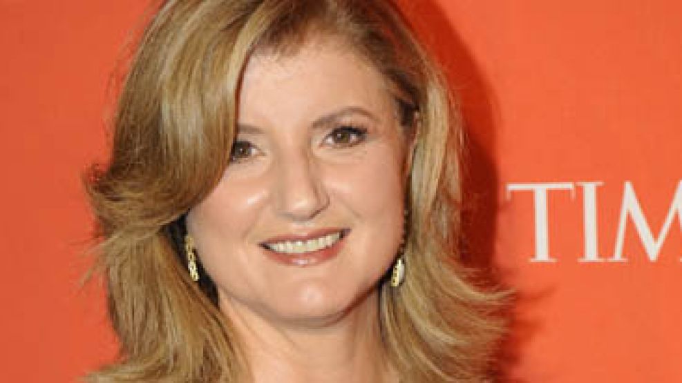 Arianna Huffington vendió su sitio a AOL por 315 millones de dólares.