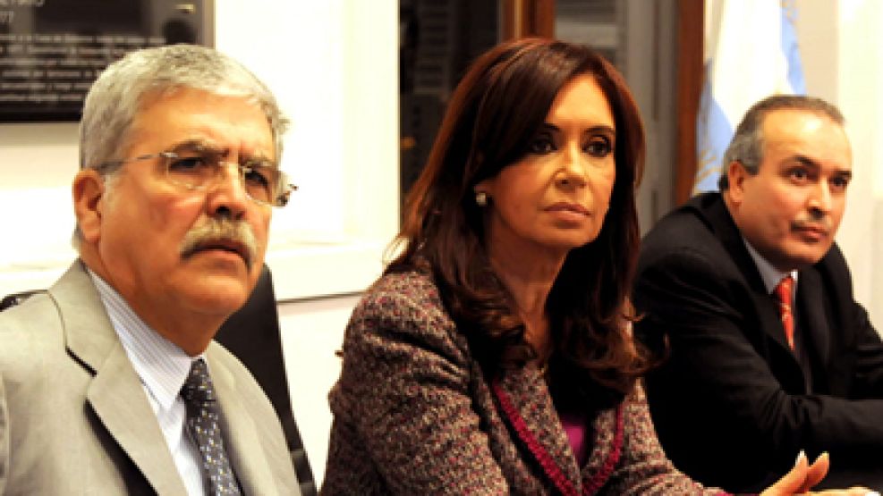 Julio De Vido, Cristina Kirchner y José López en Casa Rosada.