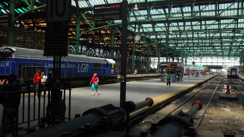 La terminal de la estación de Constitución estará vacía esta noche