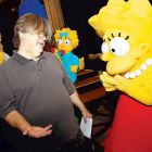 Matt Groening con sus creaciones