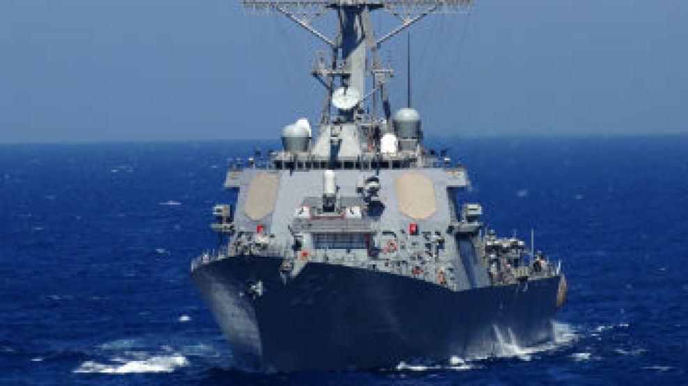 El USS Barry es uno de los buques norteamericanos que, equipado con misiles, se acerca a Libia.