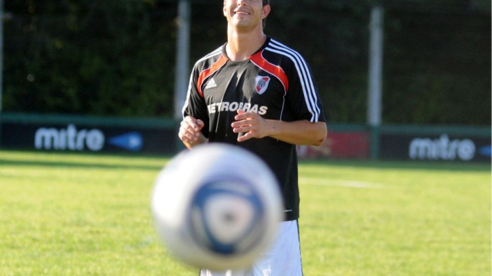 Juan Pablo Carrizo se entrenó a la par de sus compañeros. 