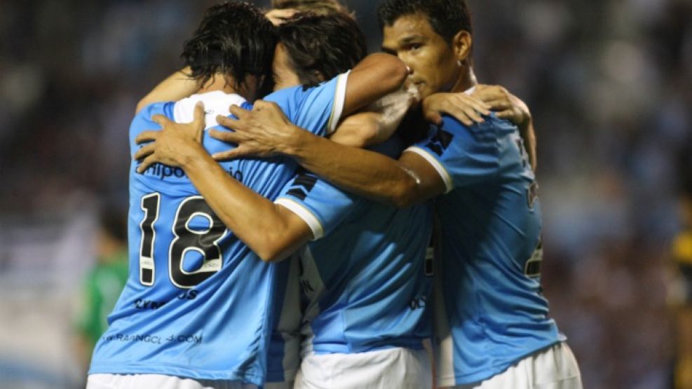 Racing es el único puntero del Clausura. 