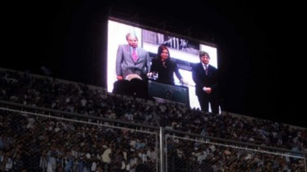 Cristina lloró en la video conferencia que inauguró el Estadio Bicentenario