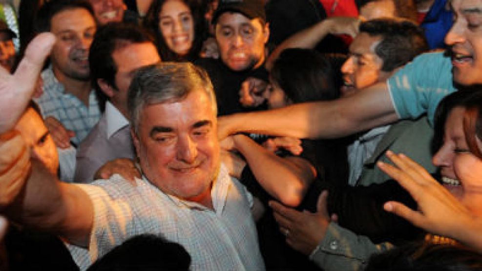 Das Neves habría utilizado fondos públicos para manipular los resultados de la elección.