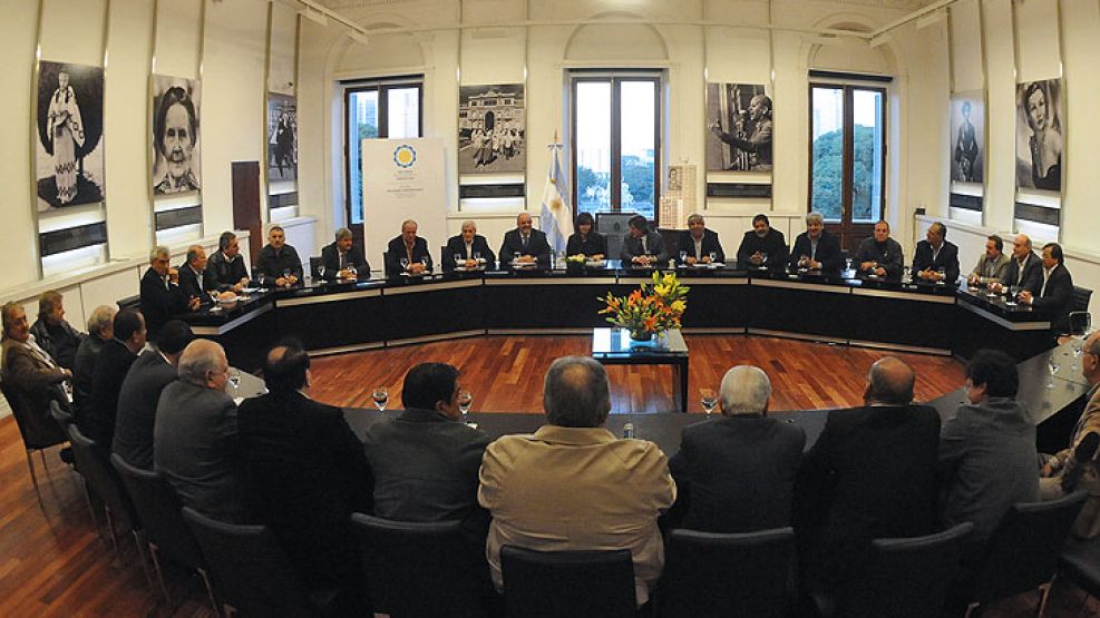 CFK se reunió con la CGT en la Casa Rosada.