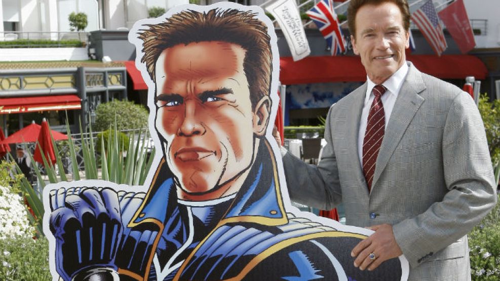 Arnold Schwarzenegger y su comic, The Governator. Hoy las aspiraciones del actor son bastante más modestas que hace algunos meses.