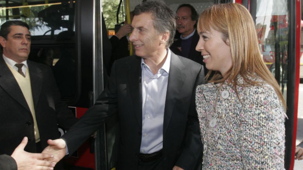 Mauricio Macri inauguró el Metrobús junto a María Eugenia Vidal, su compañera de fórmula para las próximas elecciones porteñas.