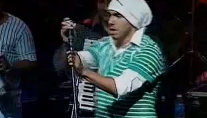 tevez-canto-con-piola-vago