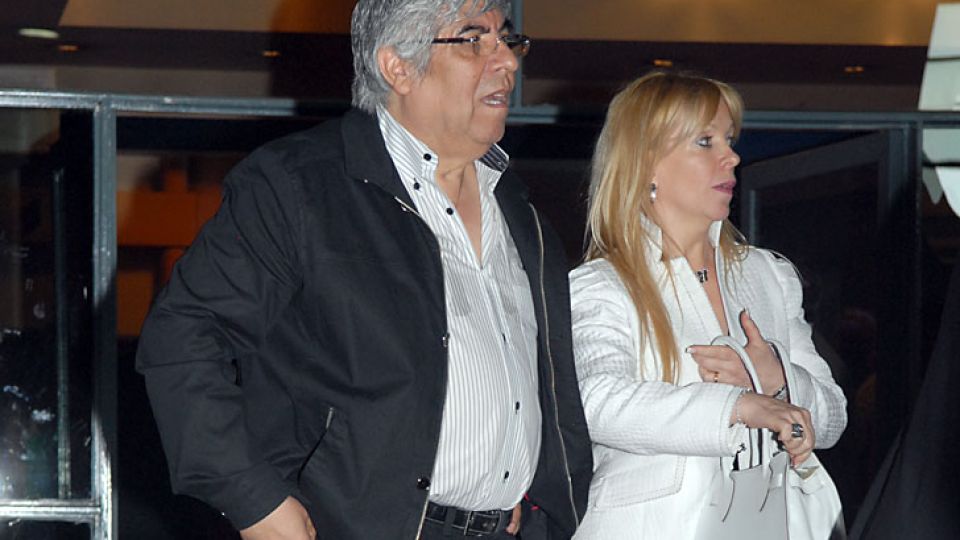 Moyano y Zulet se conocieron durante la rescisión de un contrato.
