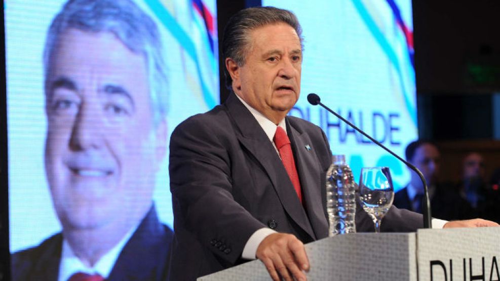 Duhalde y Das Neves oficializaron su candidatura a los próximos comicios presidenciales.
