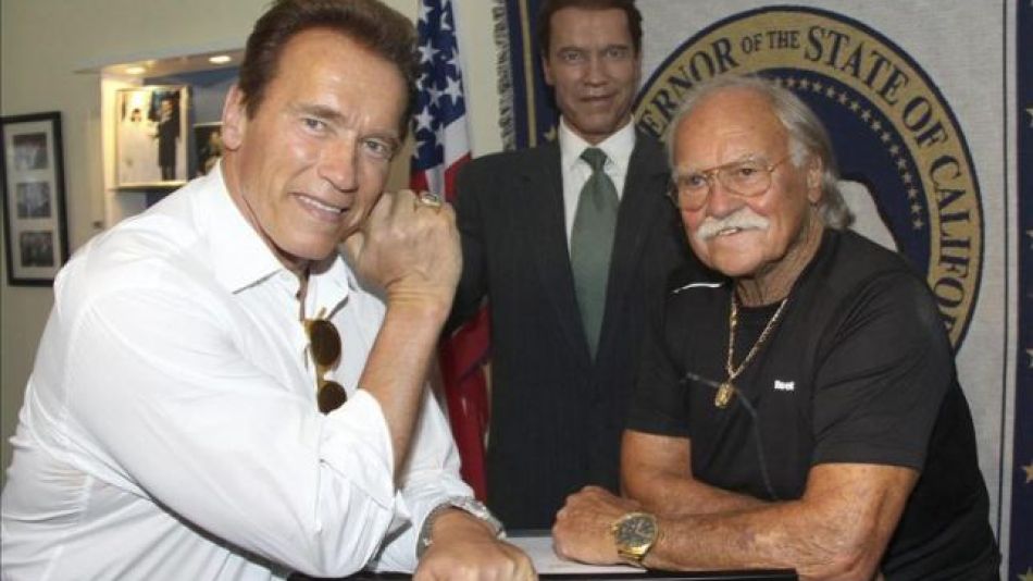 El exgobernador de California Arnold Schwarzenegger y su exentrenador personal Kurt Marnul