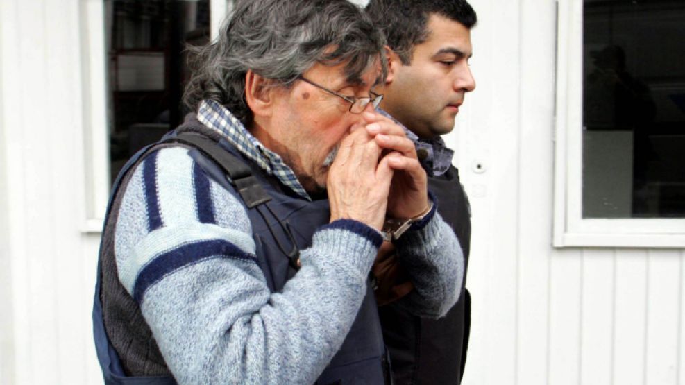 El "Monstruo de Mendoza" violó durante 20 años a su hija y tuvo con ella 7 niños.