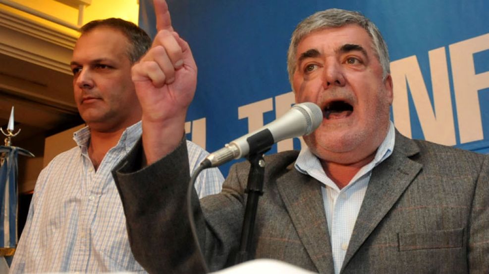 Das Neves dice que Gerardo Martínez está detrás de la agresión que sufrió.