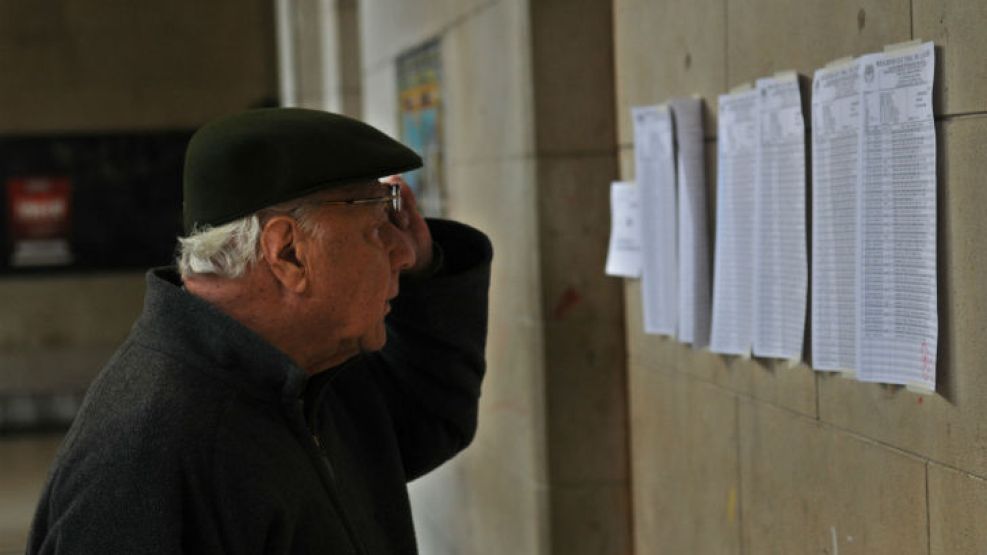 Se estima que unos dos millones de santafesinos votarán hoy.