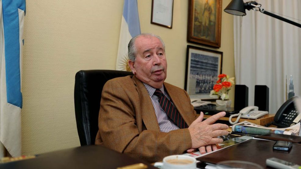 Julio Grondona defiende a rajatabla el nuevo tornoe.