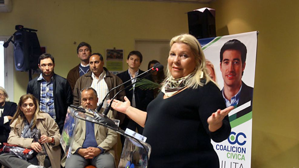 Elisa Carrió en su primera aparición después de la derrota