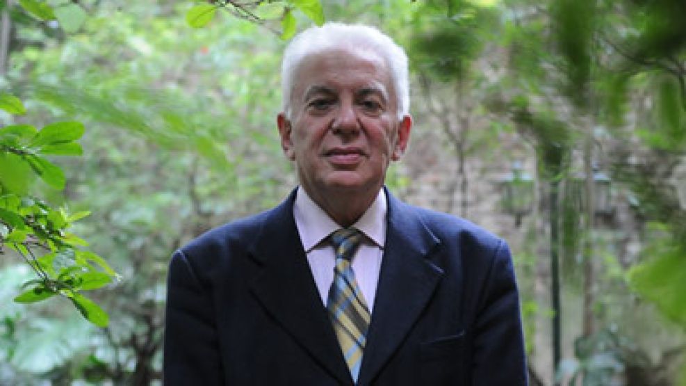 El candidato a presidente del Frente de Izquierda, Jorge Altamira.