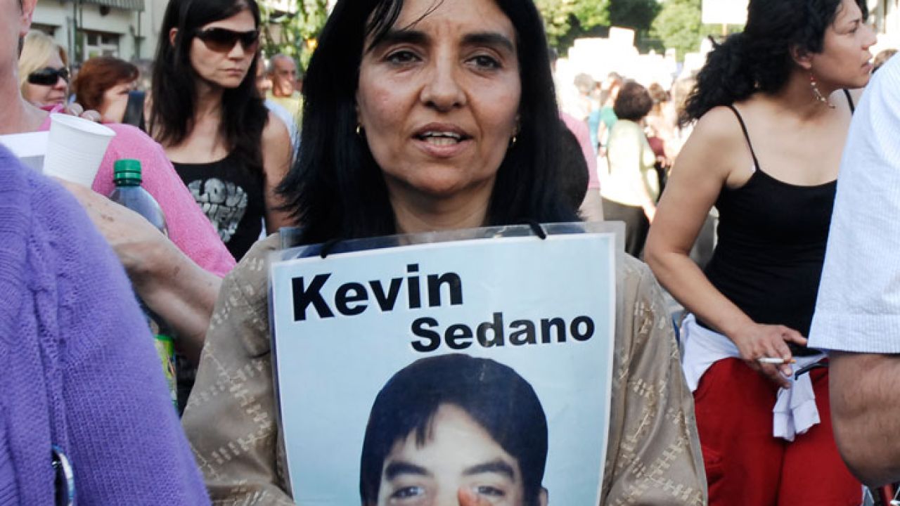 Sukiassian lo atropelló y se fue a esquiar", responde la mamá de Kevin |  Perfil