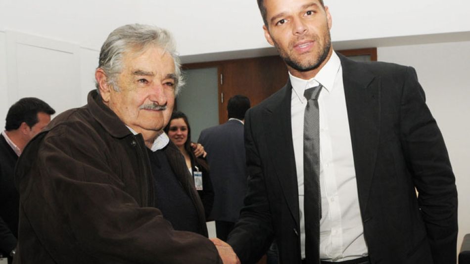Ricky Martin con Mujica