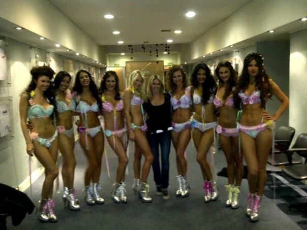 Chicas de Sabado Bus 03