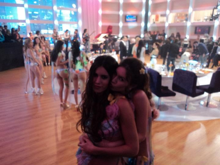 Chicas de Sabado Bus 11
