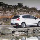 peugeot-3008-hybrid4-04