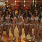 Chicas de Sabado Bus 18