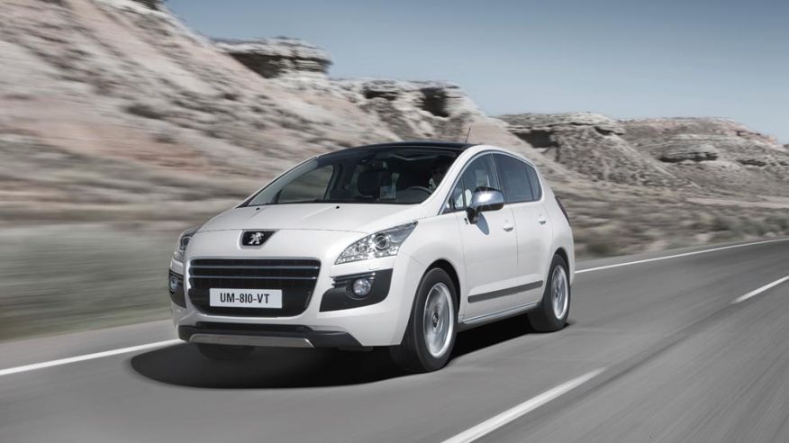 peugeot-3008-hybrid4-01