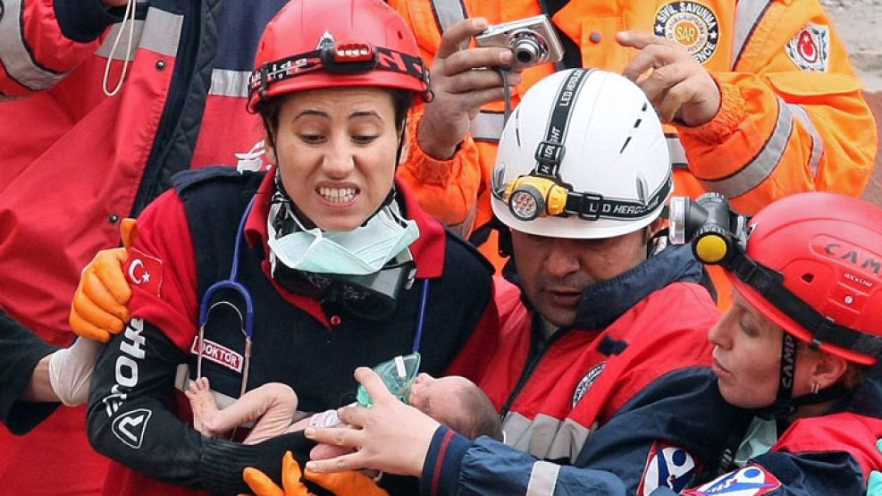 El sismo que dejó al menos 246 muertos.