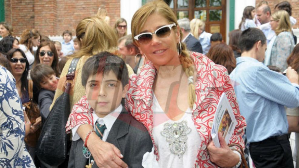 Marcela y Rocco, durante la ceremonia en la Iglesia de San Patricio.