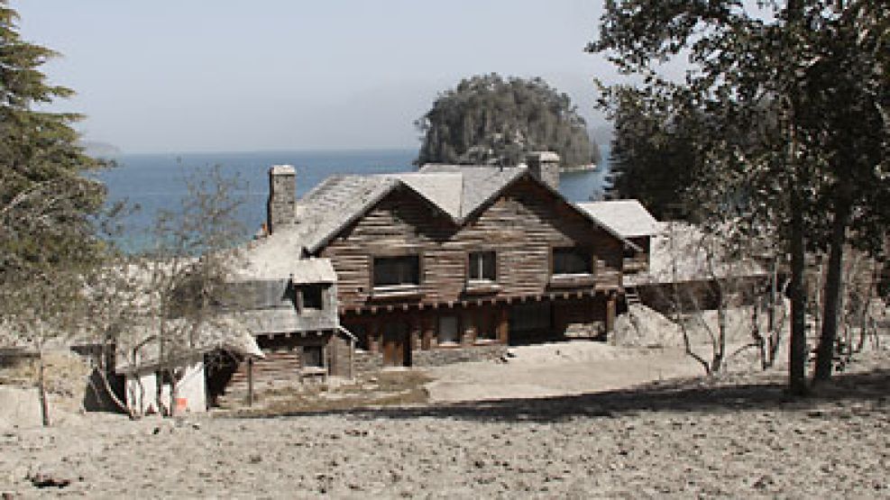 La mansión sobre el Lago Nahuel Huapi.