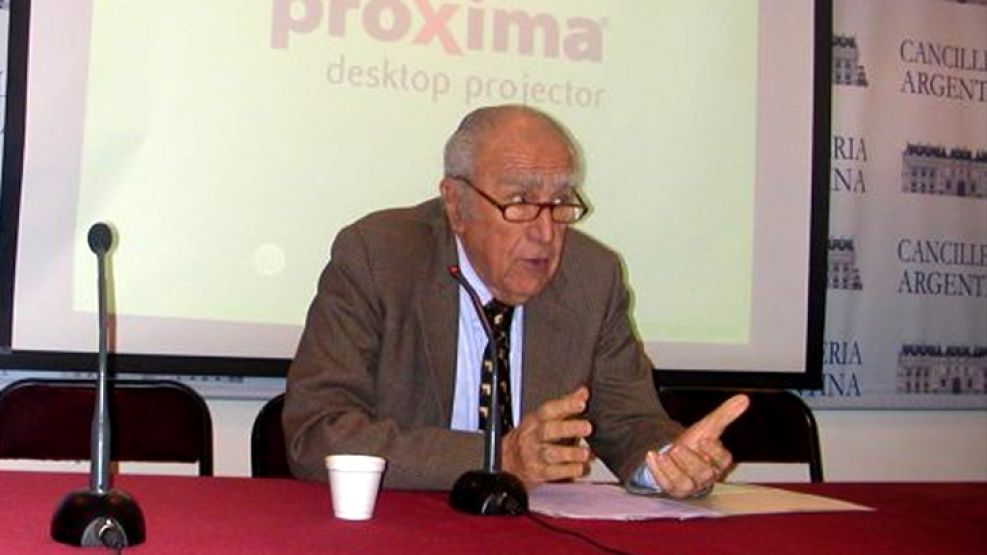 José Enrique Miguens, falleció ayer a los 93 años.