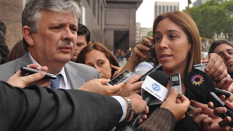 El secretario de Transporte de la Nación, Juan Pablo Schiavi, y la todavía ministra de Desarrollo Social de la Ciudad, María Eugenia Vidal.