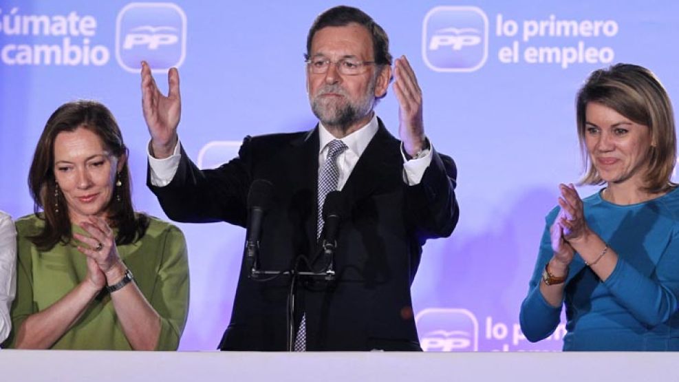  "Mis enemigos son: el paro, el déficit y la deuda excesiva", destacó Rajoy.