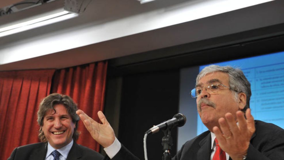 Boudou y De Vido anunciaron los nuevos alcances de la quita de subsidios.