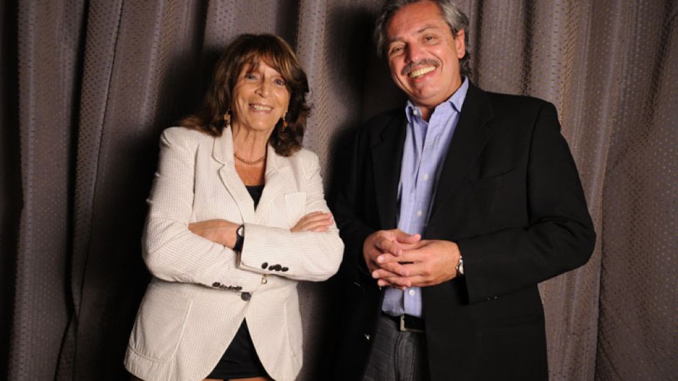 Magdalena Ruiz Guiñazú con Alberto Fernández.