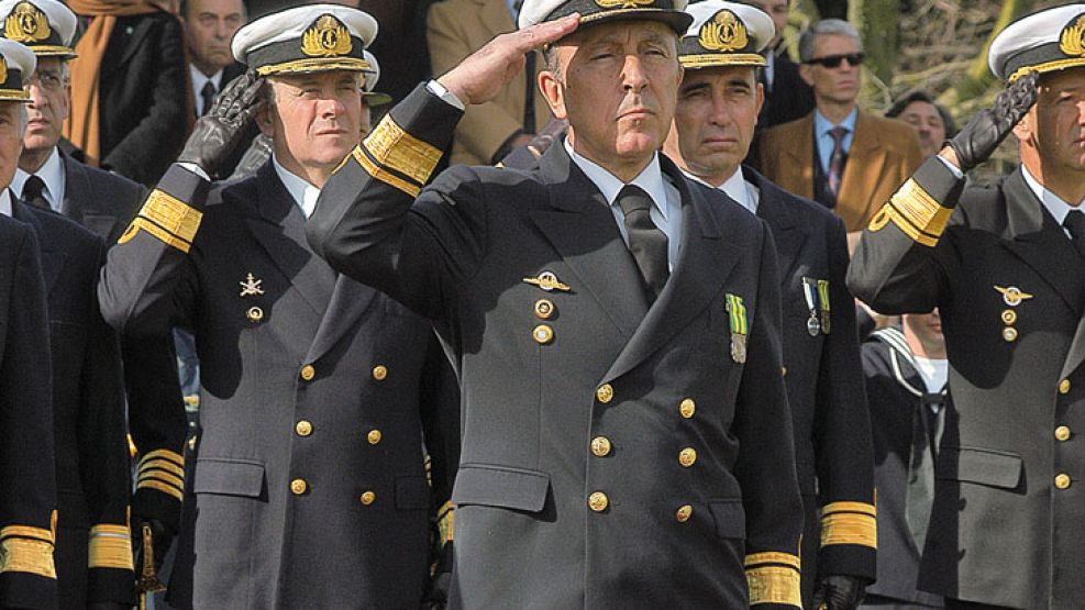 El actual Jefe de la Armada Argentina, Almirante Jorge Godoy, en problemas con la Justicia.