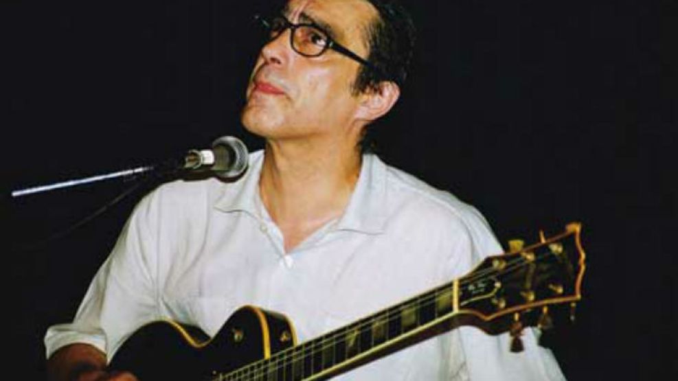 Después de años de silencio, el músico había vuelto a los escenarios en 2008.