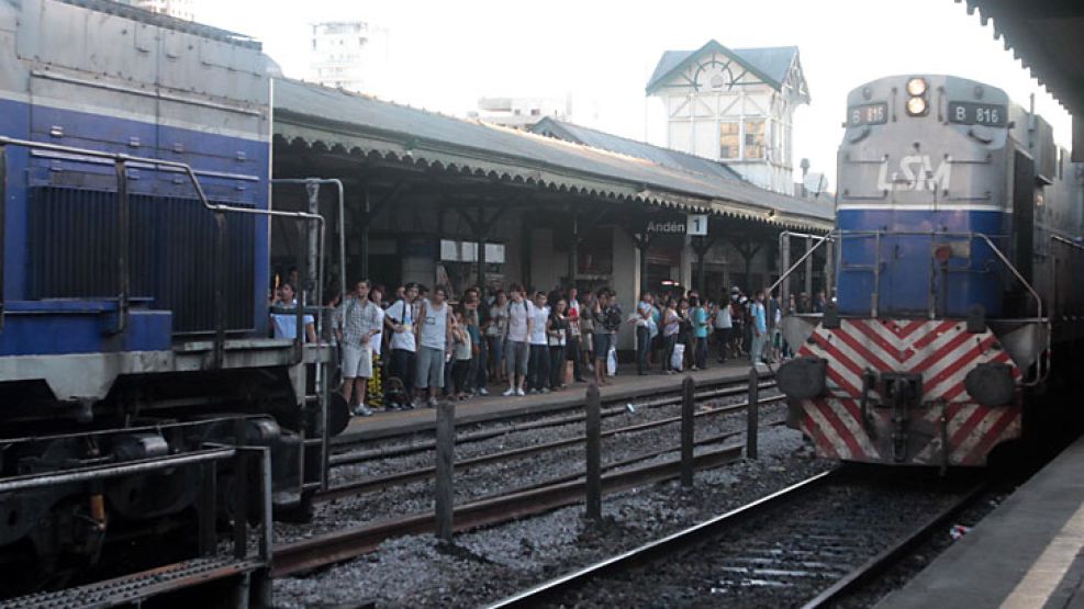 A esa hora la estación Palermo de la línea San Martín se encontraba repleta.